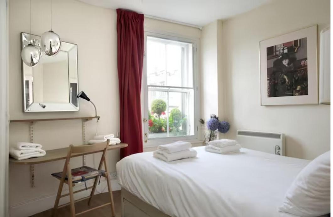 Royal Mile Apartment, 1 Minute From The Castle. 에든버러 외부 사진